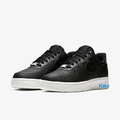 Кроссовки Nike WMNS AIR FORCE 1 ’07 ESS